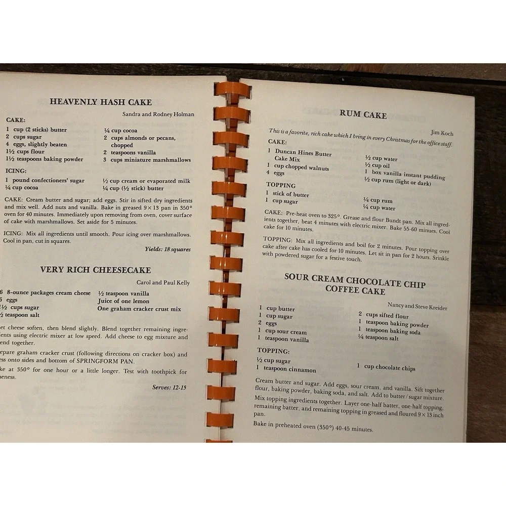 1984 Bengal Bites‎ Cincinnati Bengals Wives' Cookbook Spiral Bound 127 Pages